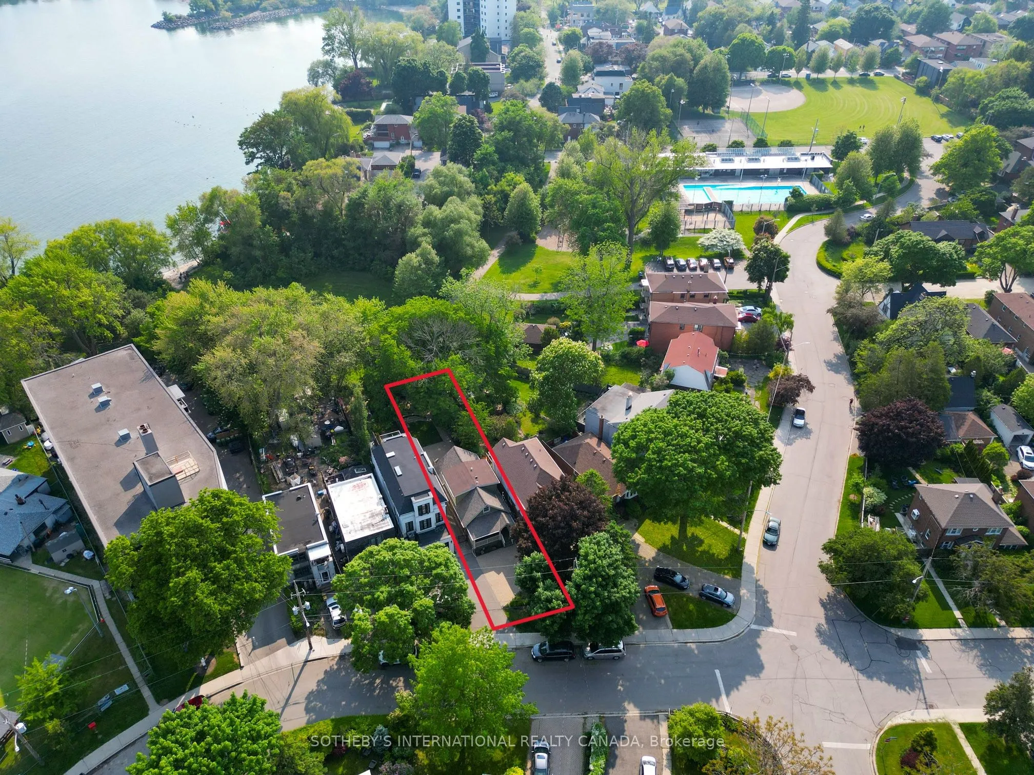 165 Lake Shore Drive, ON M8V 2A1