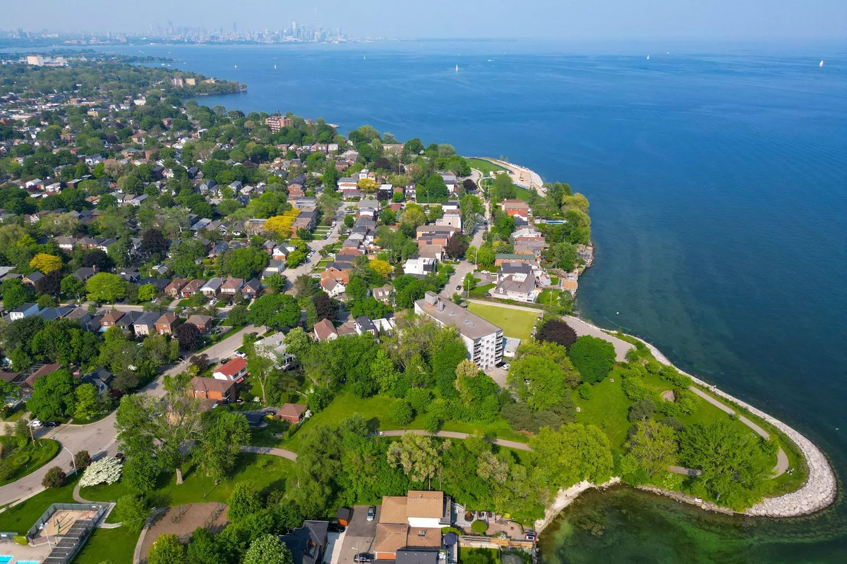 165 Lake Shore Drive, ON M8V 2A1