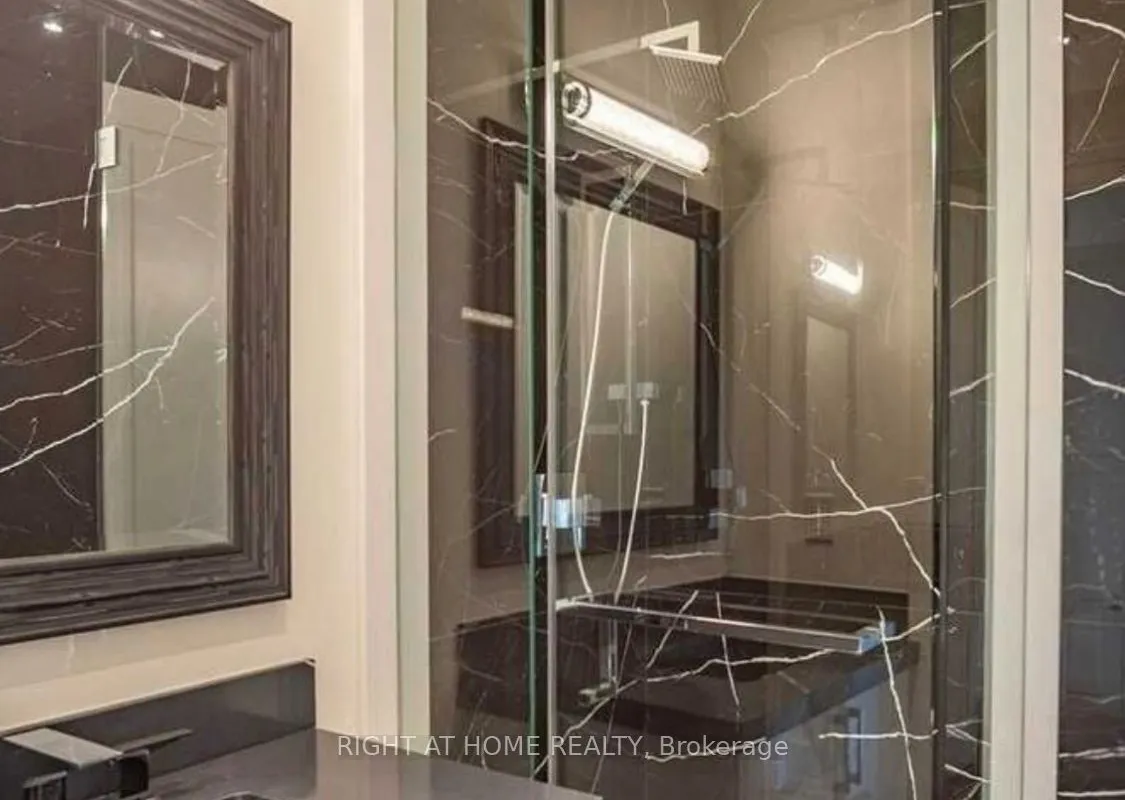 33 Cartwright Avenue, ON M6A 1T8