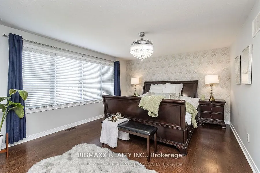 7 Villanova Road, ON L6Y 2Z4