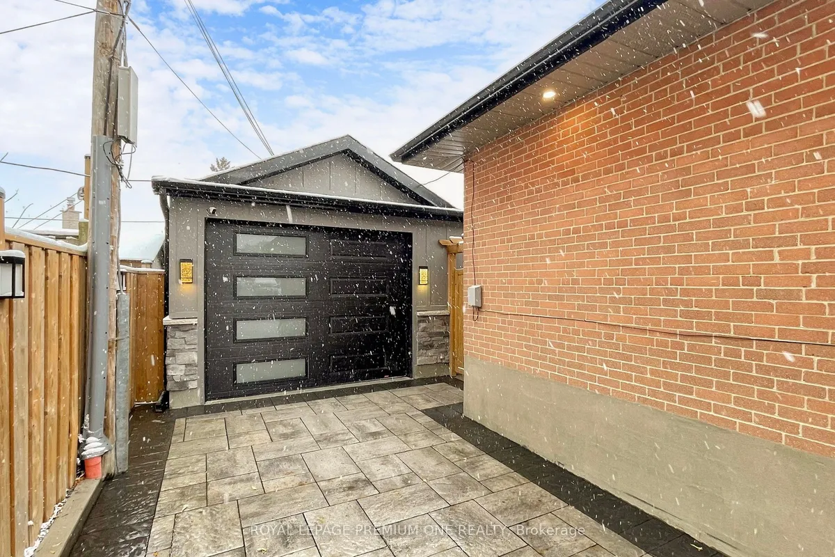 76 Alhart Drive, ON M9V 2N4