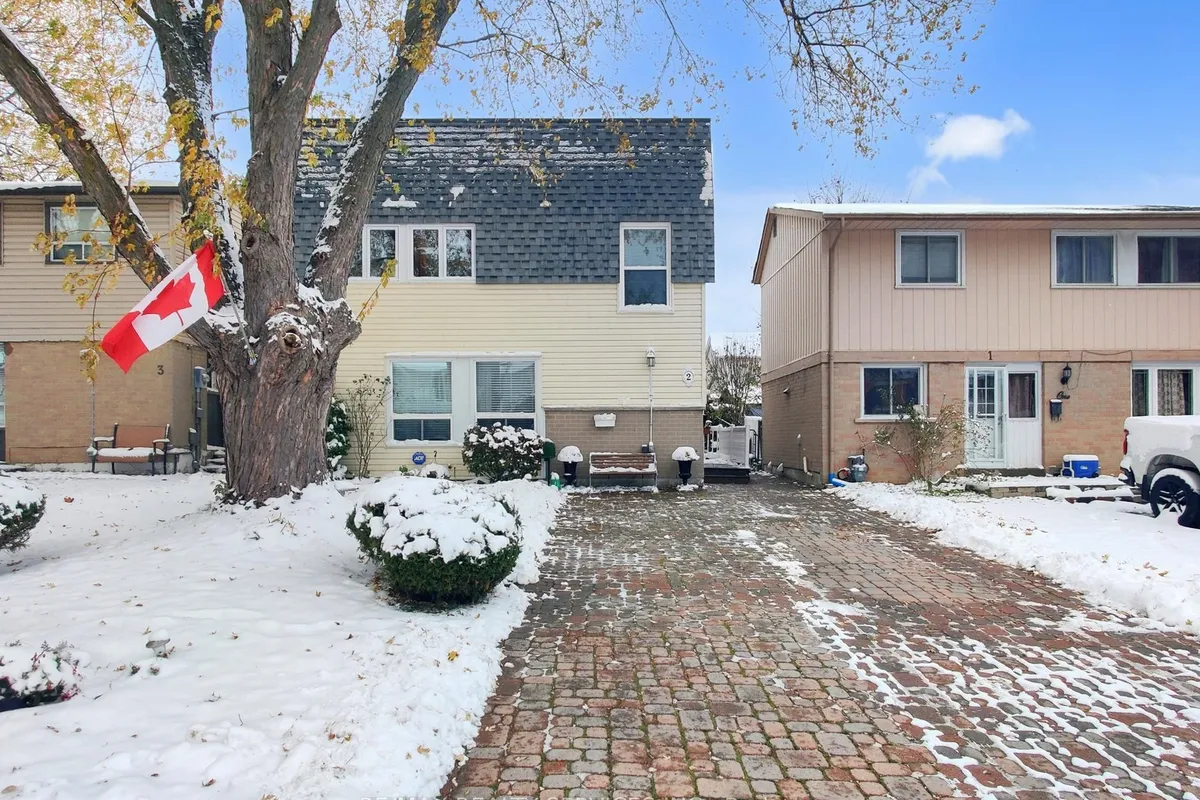 2 Grove Park Square, ON L6S 2K3