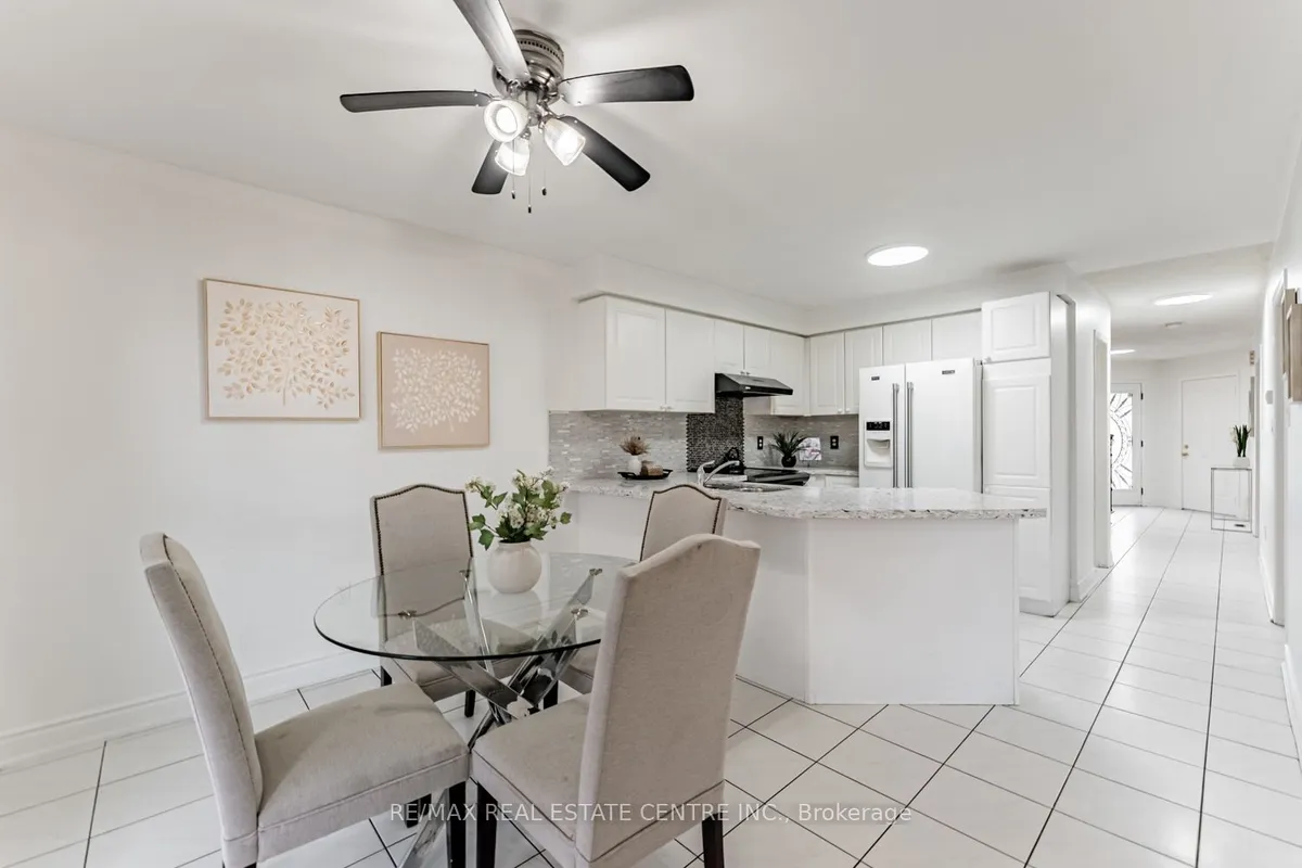 8 Mannel Crescent, ON L6Y 5E1