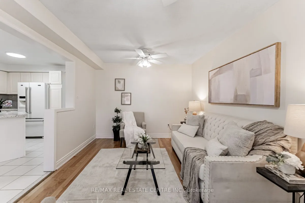 8 Mannel Crescent, ON L6Y 5E1