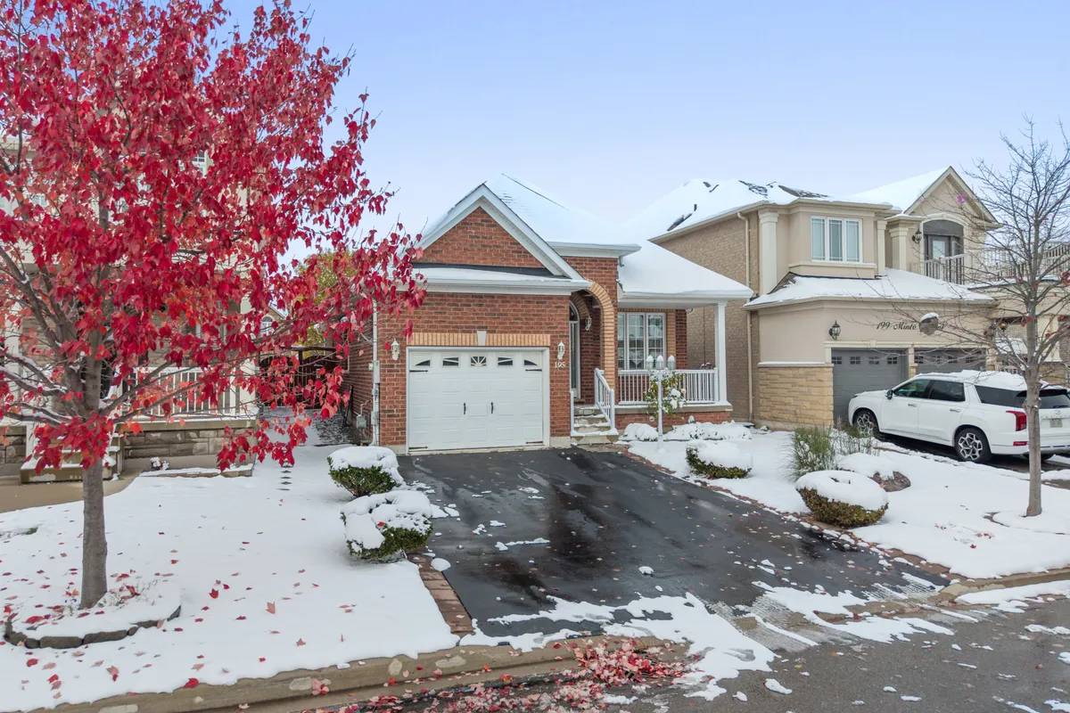 195 Minto Crescent, ON L9T 7P5
