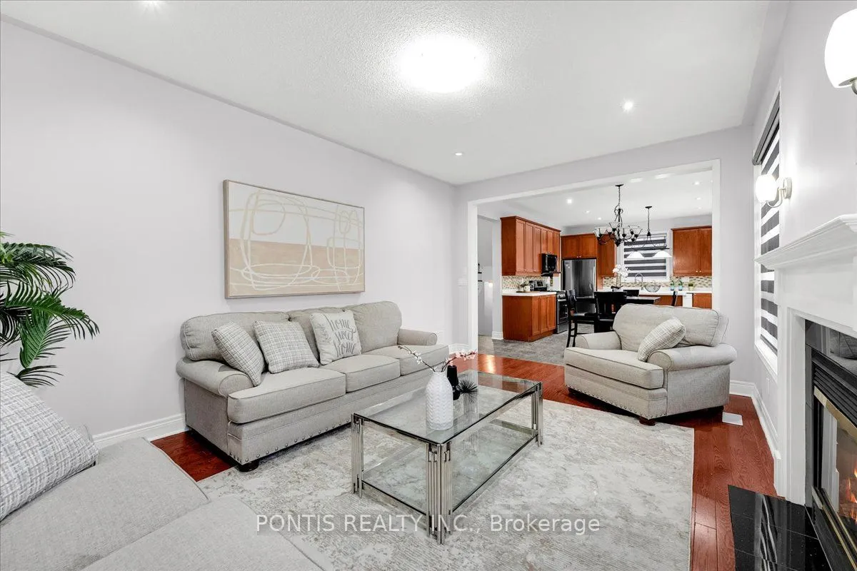 52 Emmett Circle, ON L7A 3M2