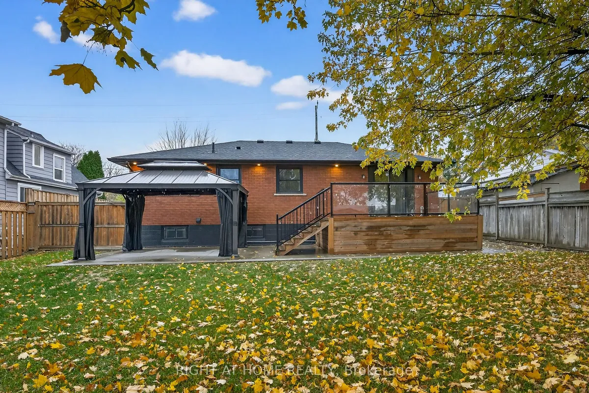 2298 Fassel Avenue, ON L7R 3P3