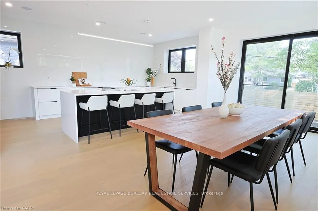 5427 ANTHONY Place, ON L7L 3G9