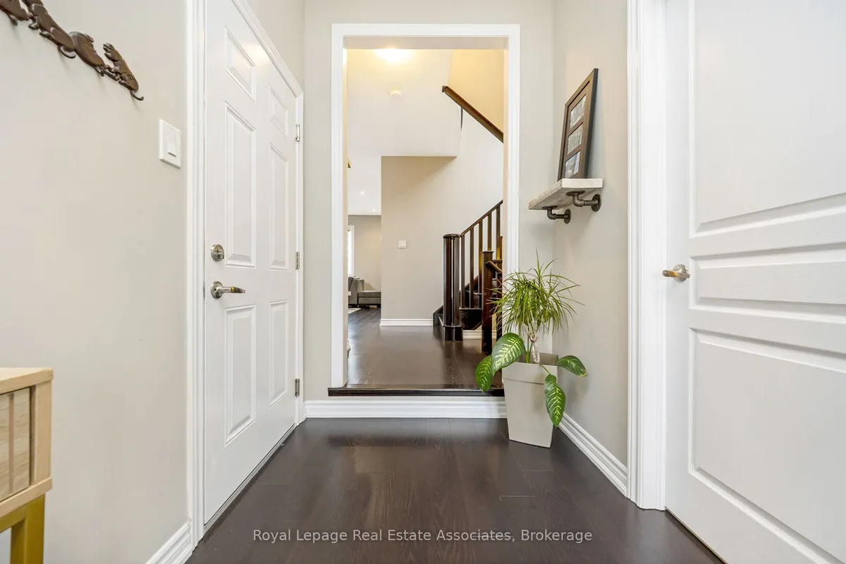 25 Upper Canada Court, ON L7G 0K9