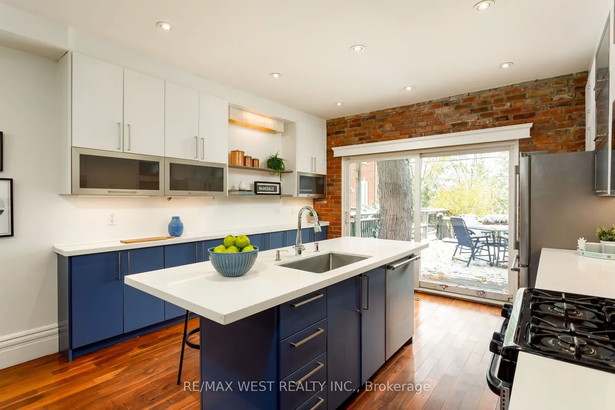 79 Springhurst Avenue, ON M6K 1B7