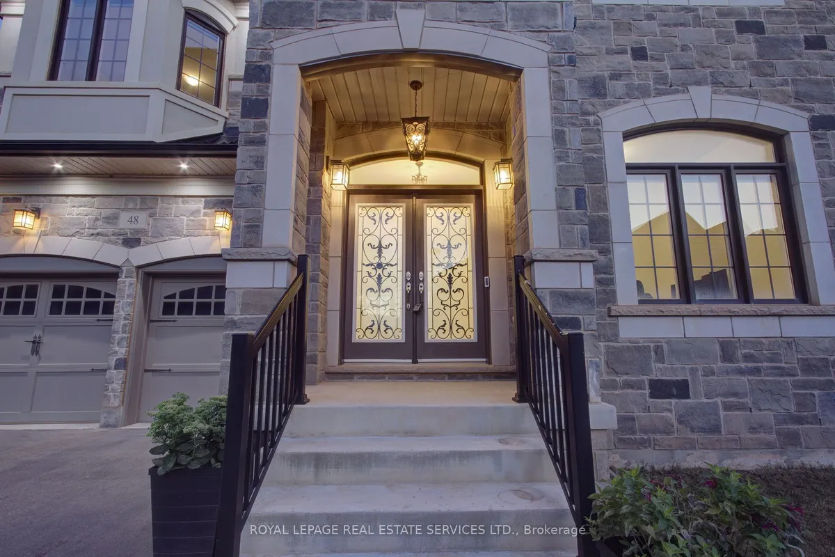 48 Viva Gardens N/A, ON L6H 0Z1