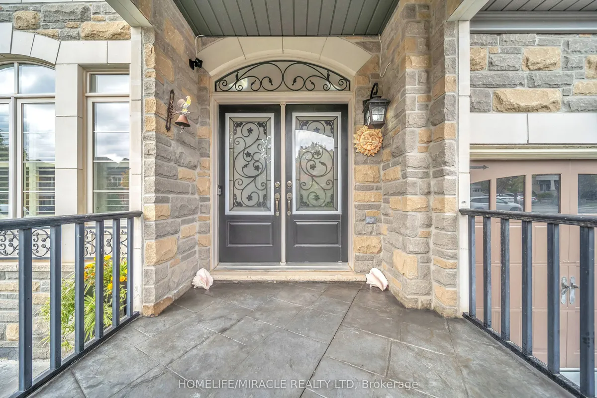 24 Haywood Drive, ON L6X 0W1