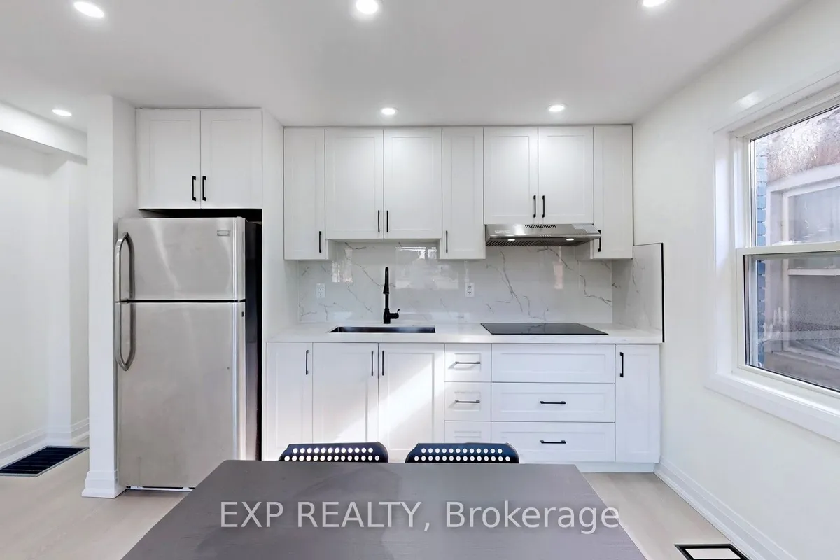 685 Jane Street, ON M6N 4A6