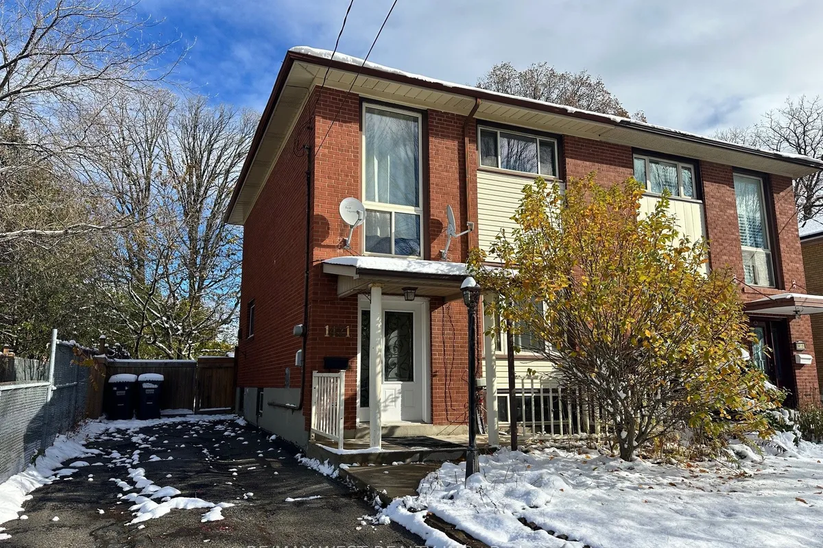 1421 Freeport Drive, ON L5C 1S5