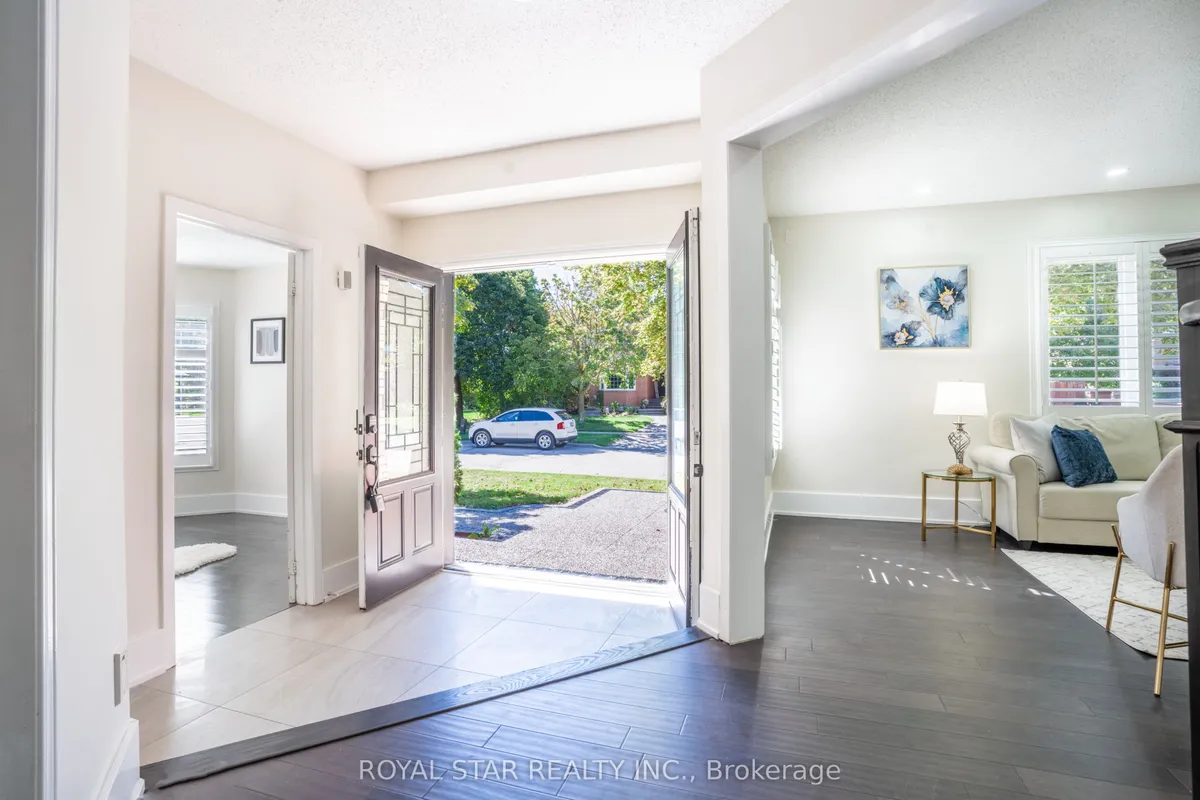 22 Livingston Drive, ON L7C 1A1