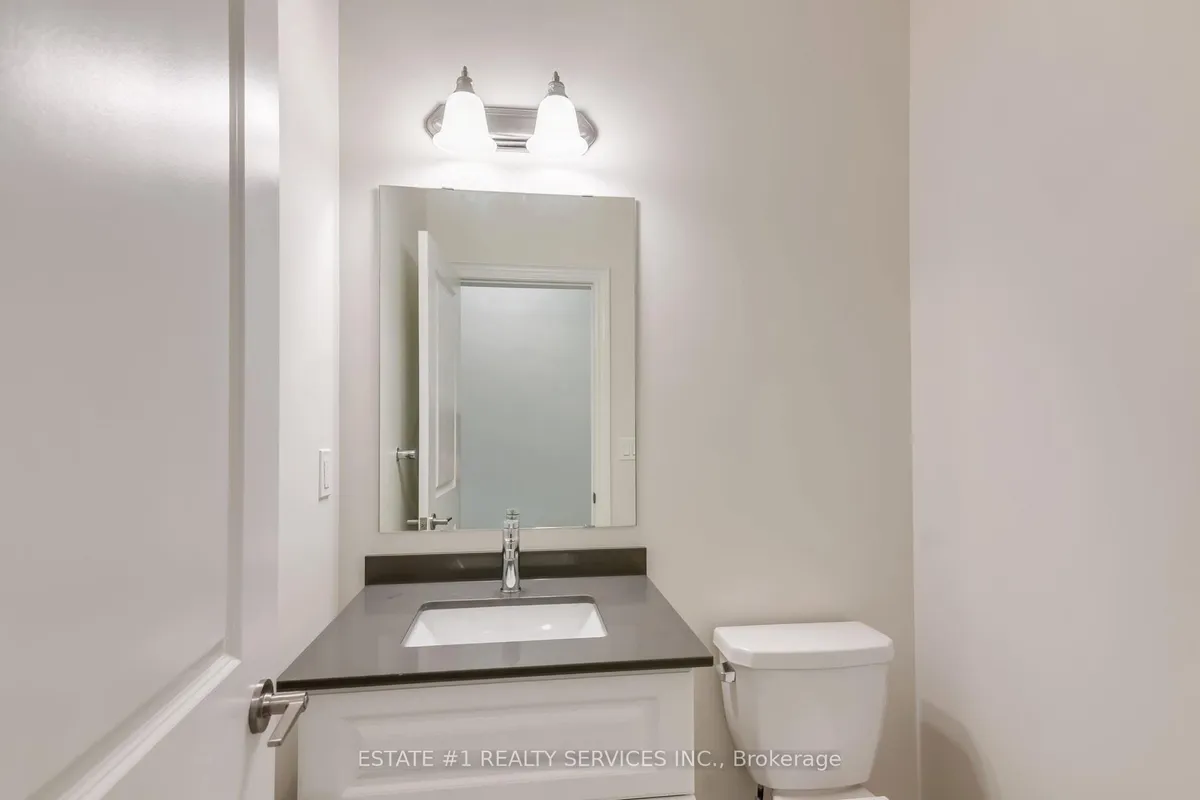 29 Bermondsey Way, ON L6Y 0E4