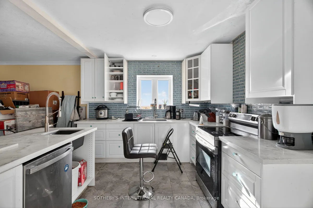 18 Rossburn Drive, ON M9C 2P6