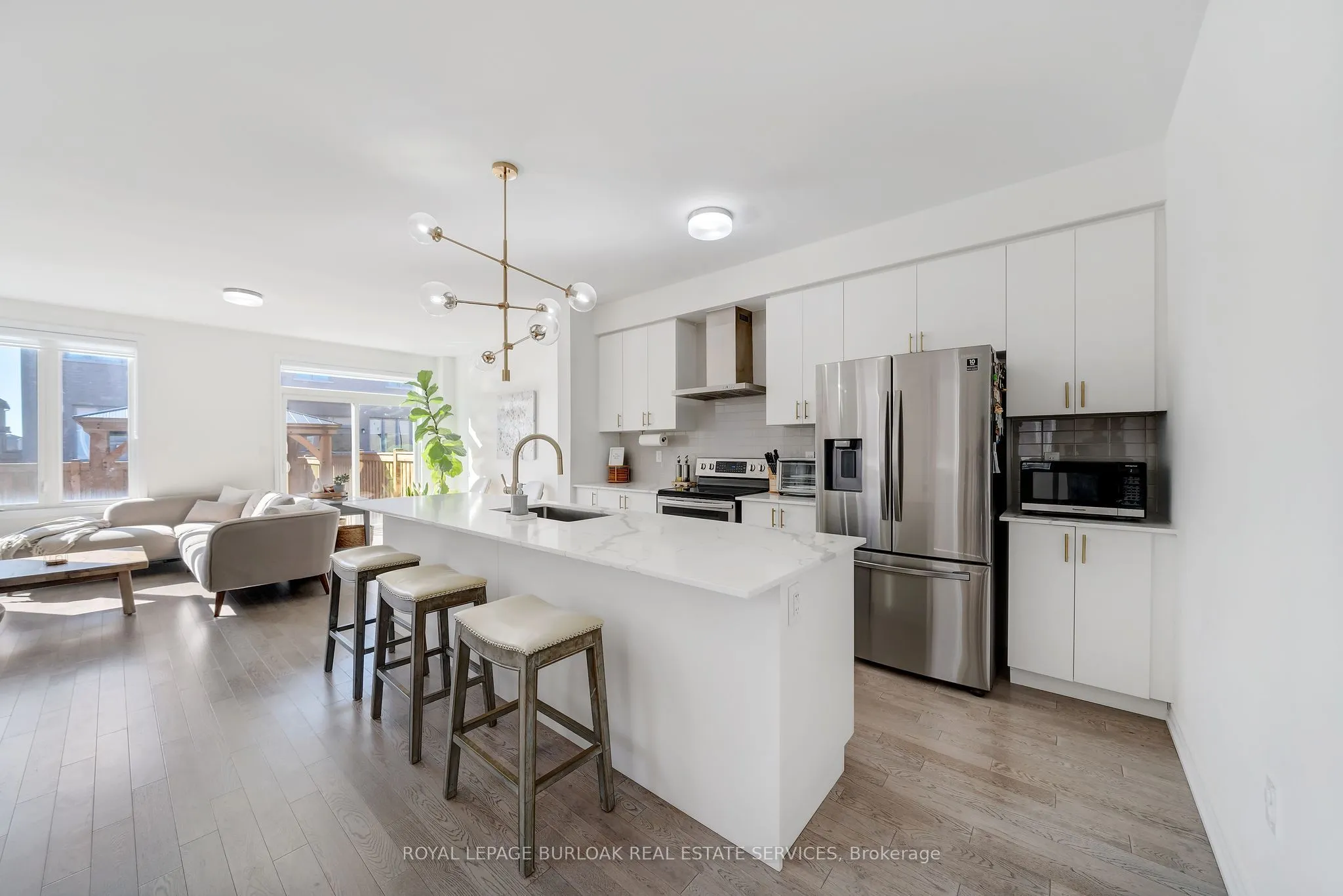 Semi-Detached  interior view at 1264 Chee Chee Landing Milton