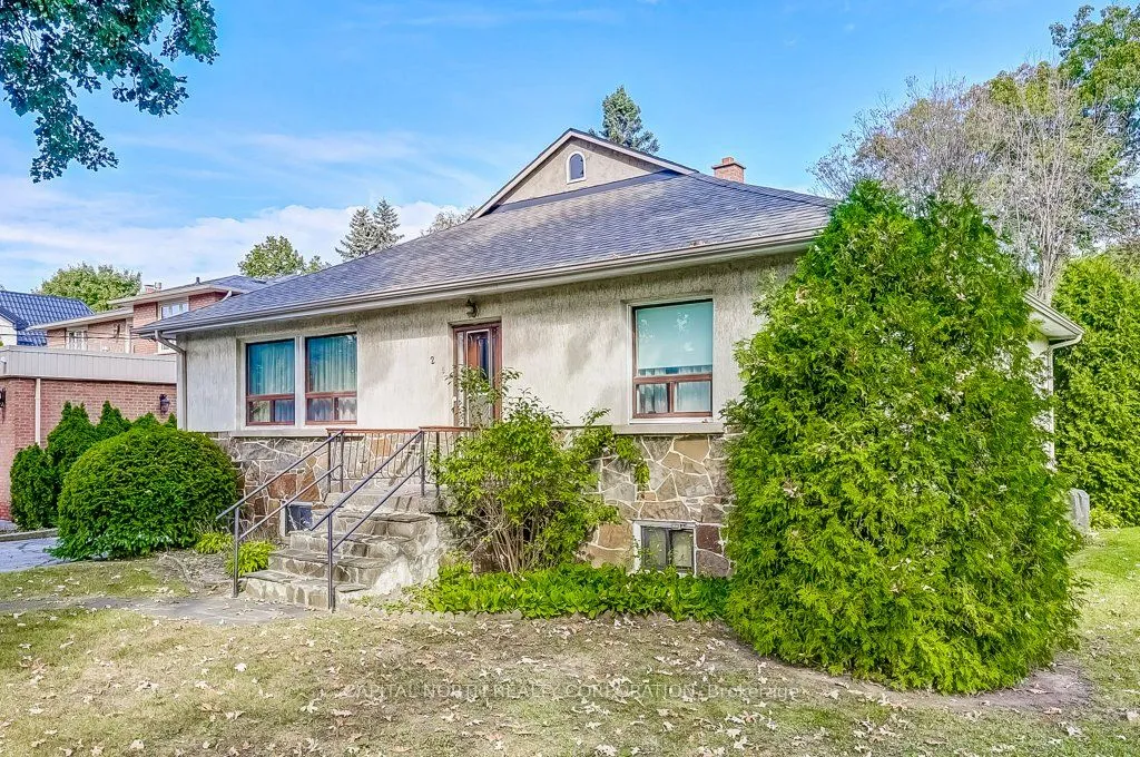 2 Rollet Drive, ON M6L 1J9