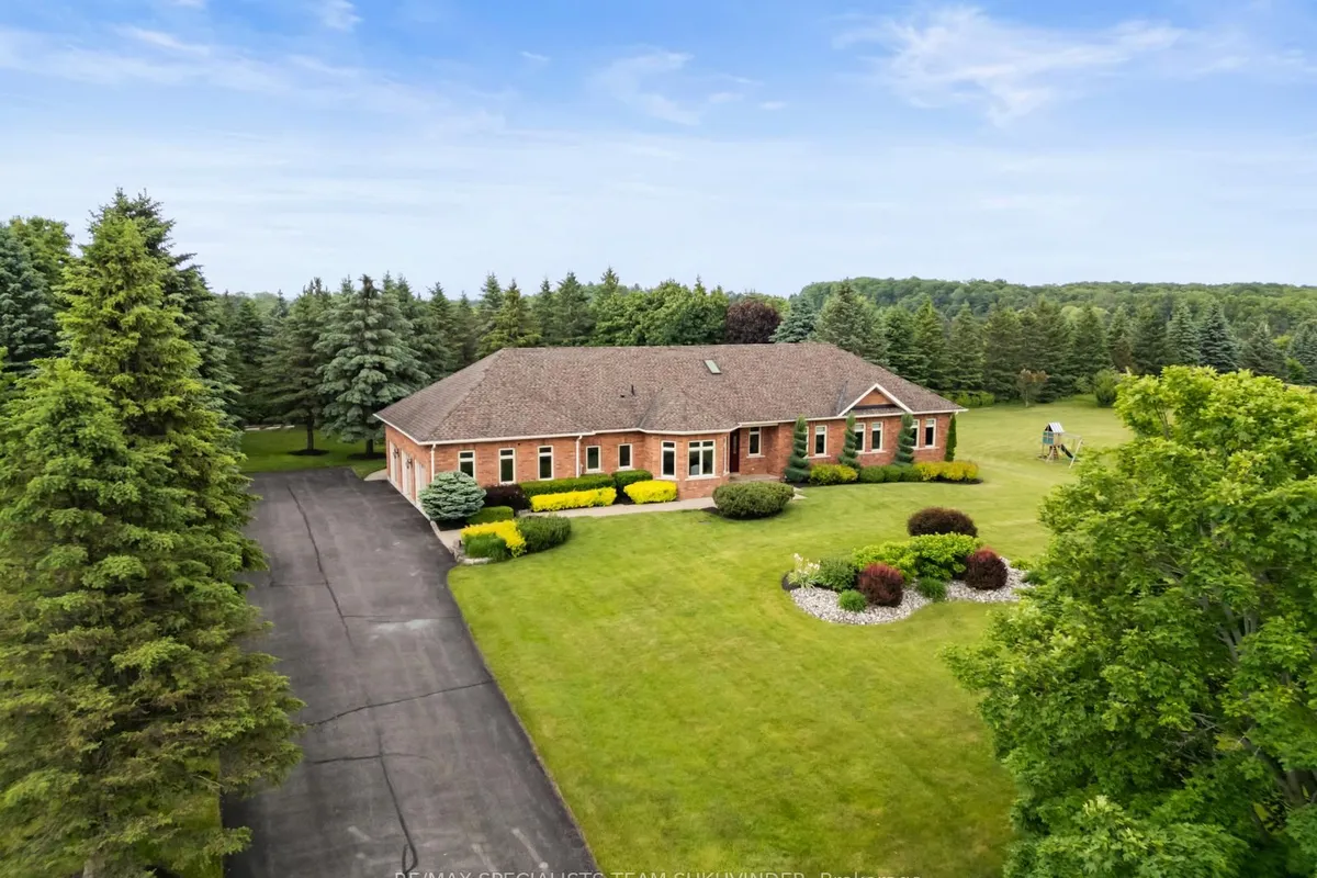 7 Golfdale Court, ON L7E 0B3