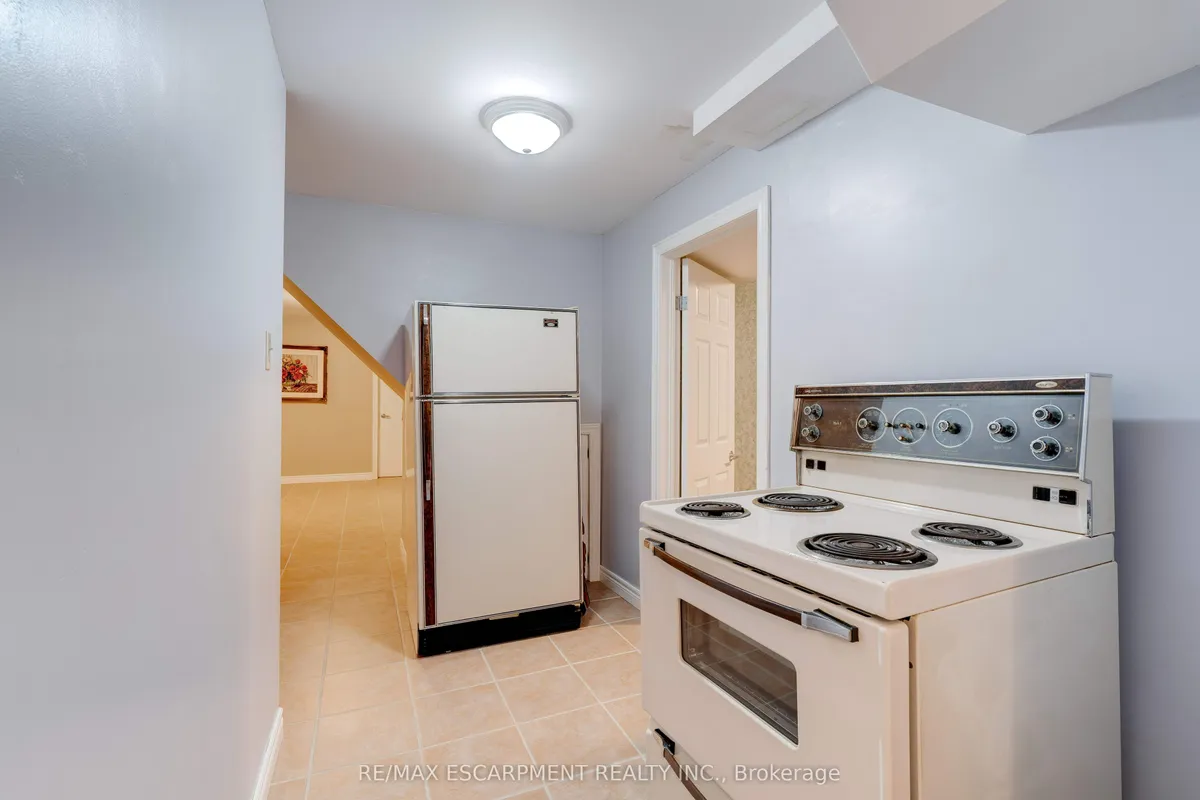 1151 Manor Road, ON L6M 1G3