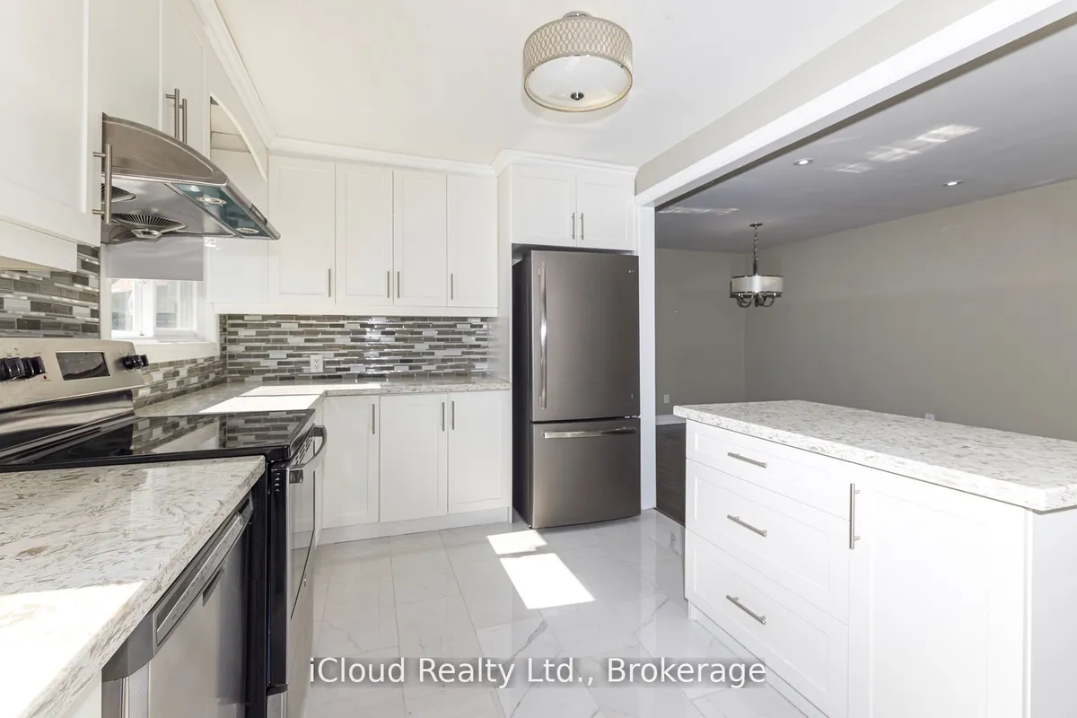 170 Clarence Street, ON L6W 1S9