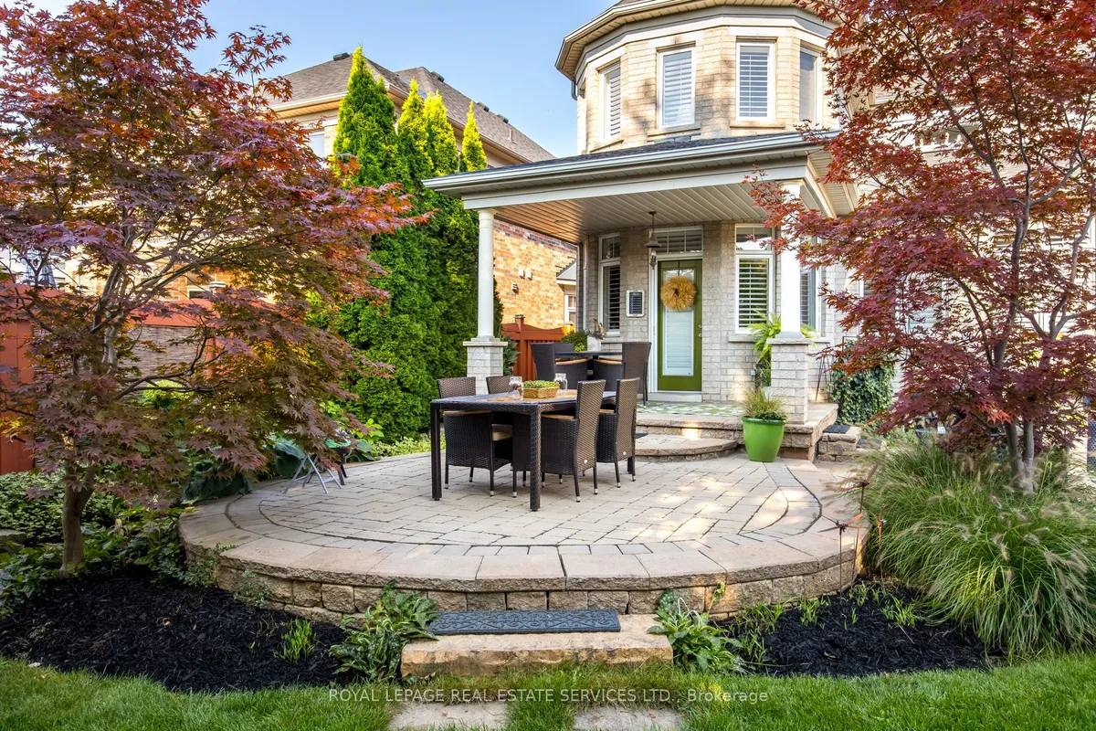 25 Edmonton Street, ON L6Y 5L2