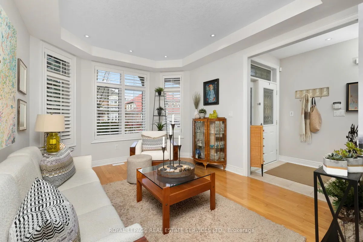 25 Edmonton Street, ON L6Y 5L2