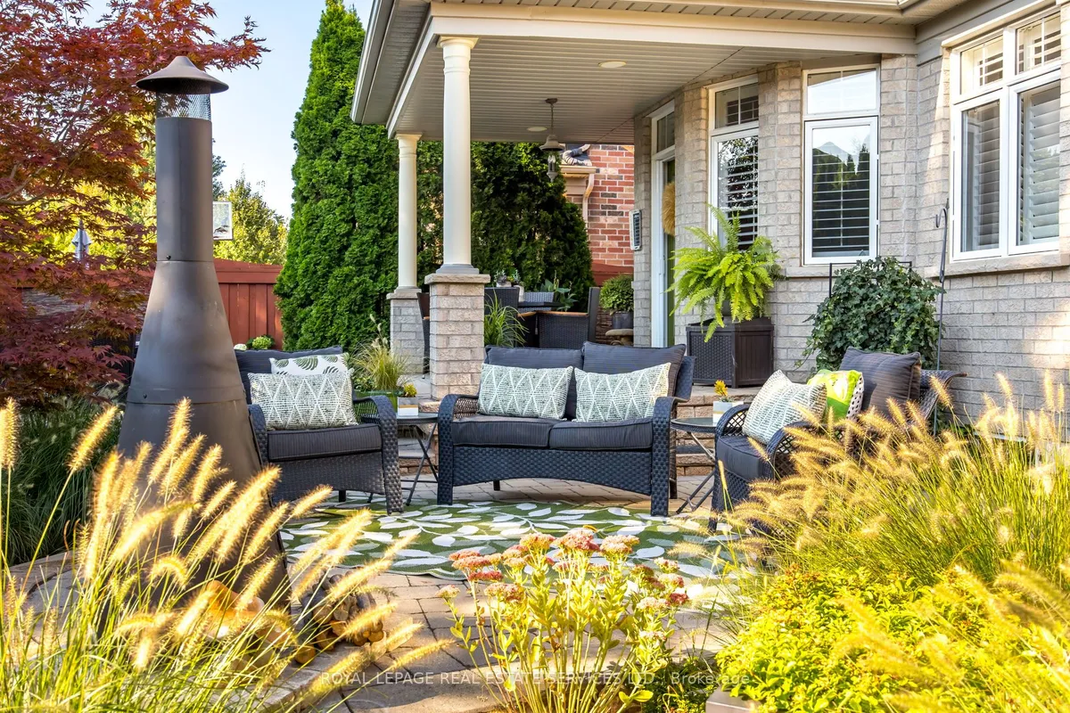 25 Edmonton Street, ON L6Y 5L2