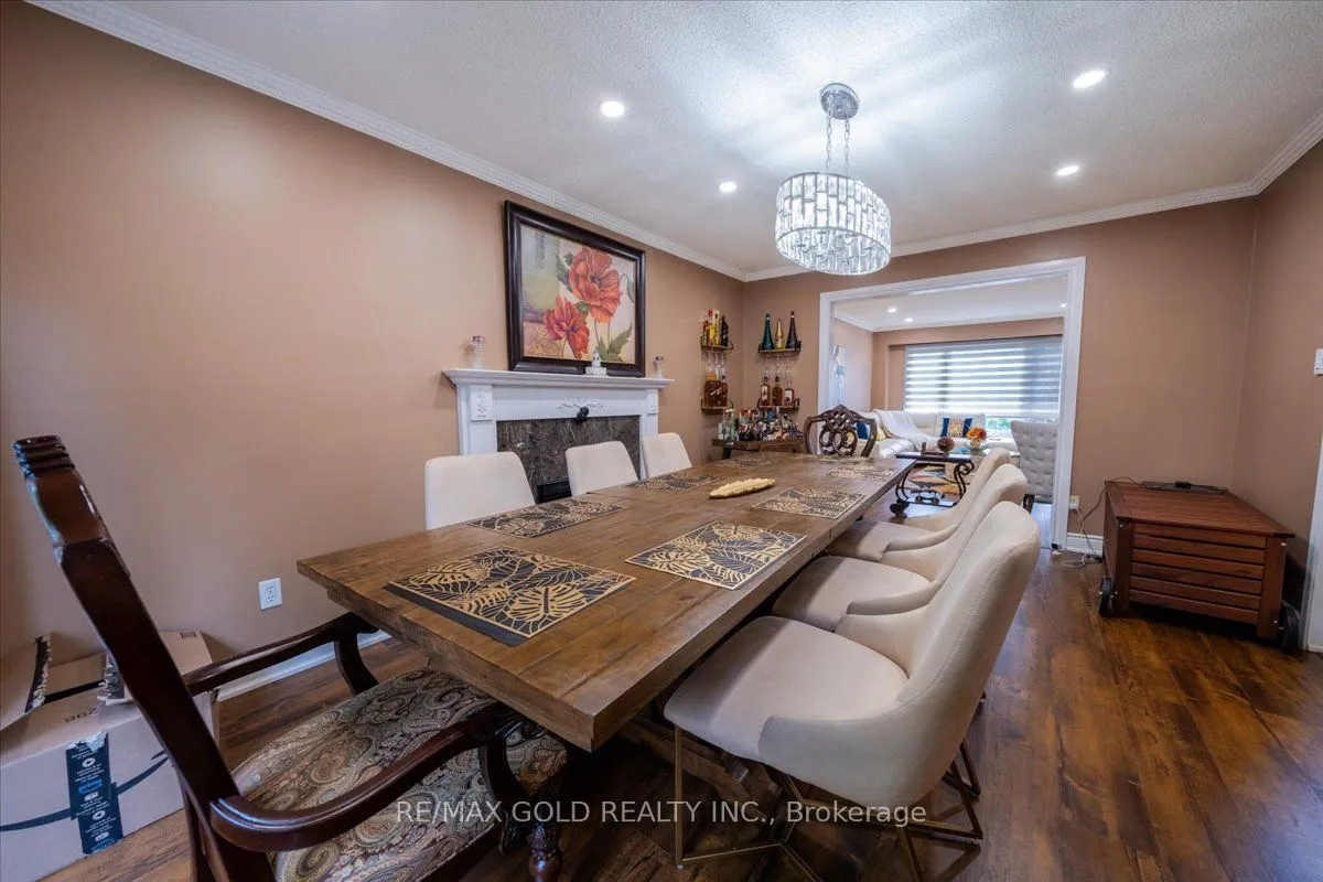 92 Jaffa Drive, ON L6S 4C6