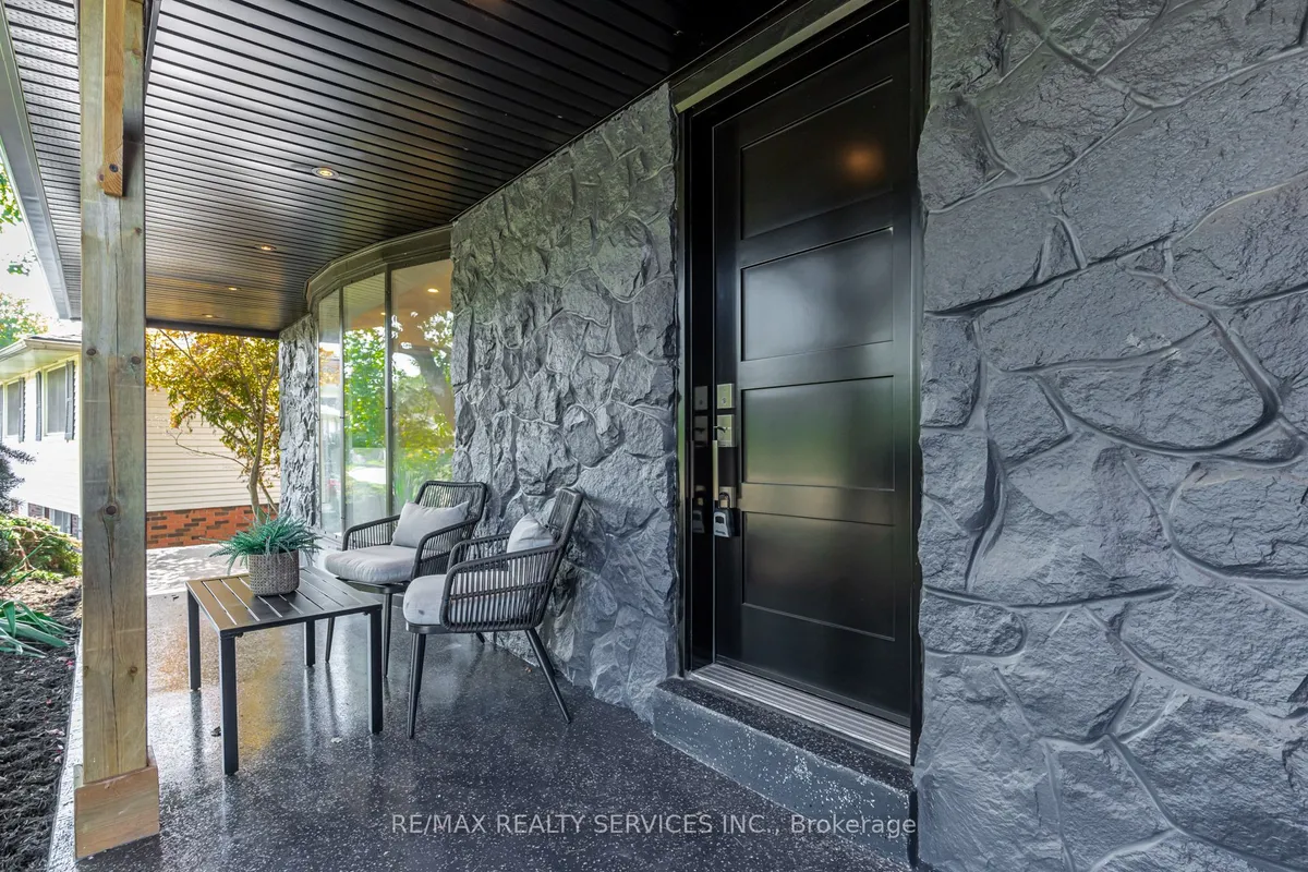 5133 Cherryhill Crescent, ON L7L 4B8