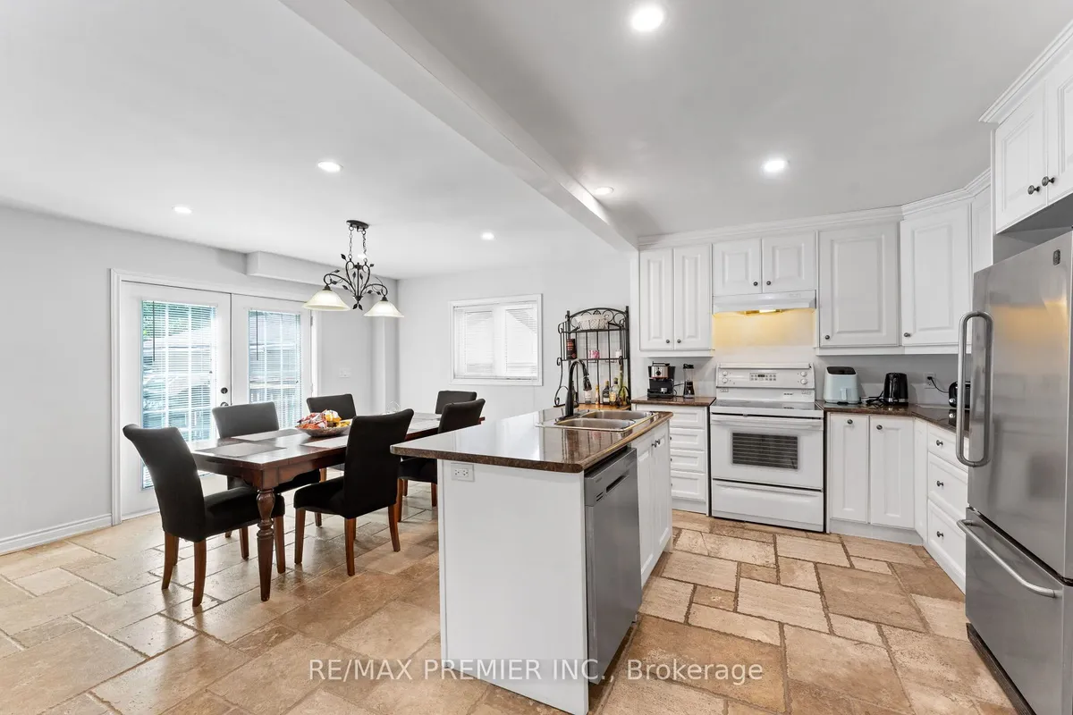 21 Yvonne Avenue, ON M3L 1C8