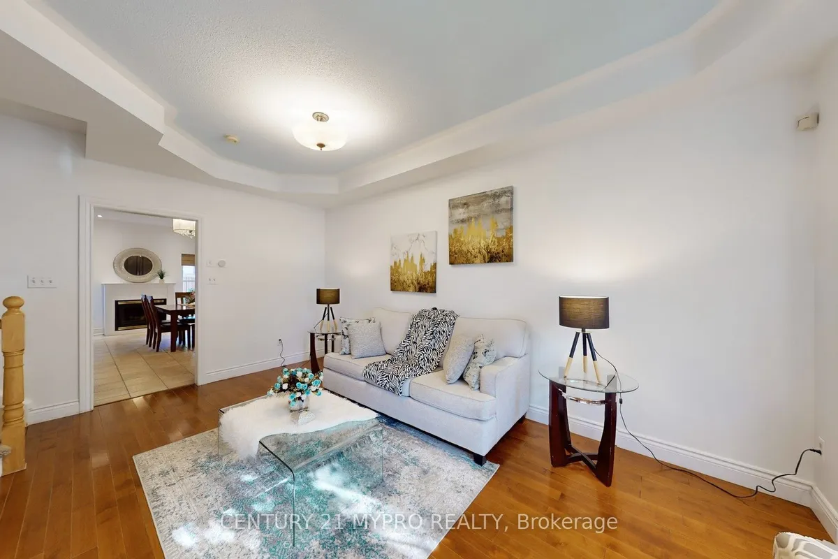 2244 Norfolk Drive, ON L6H 6H4