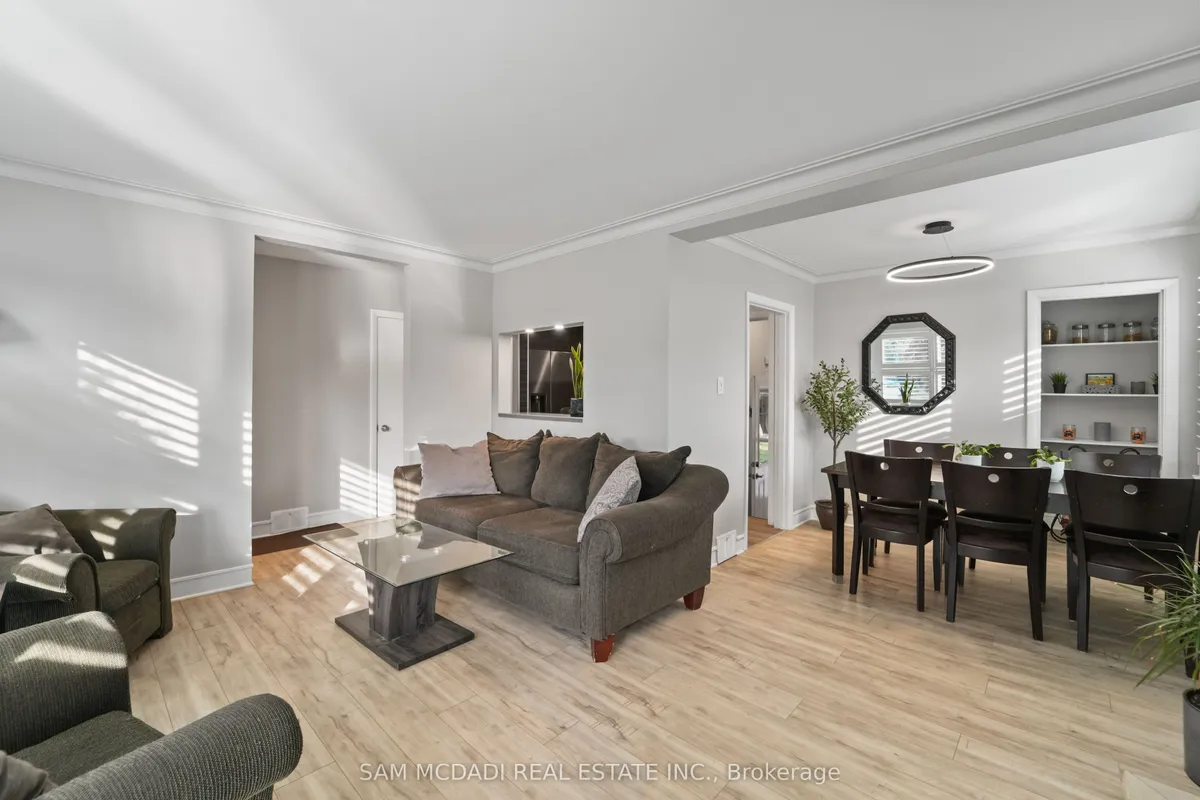 1140 Halliday Avenue, ON L5E 1P9