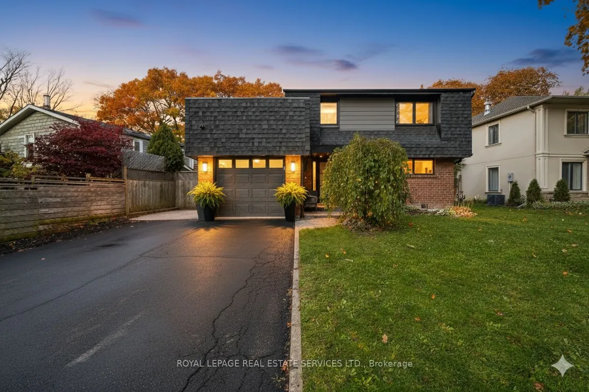 613 Santee Gate, ON L5A 2B8