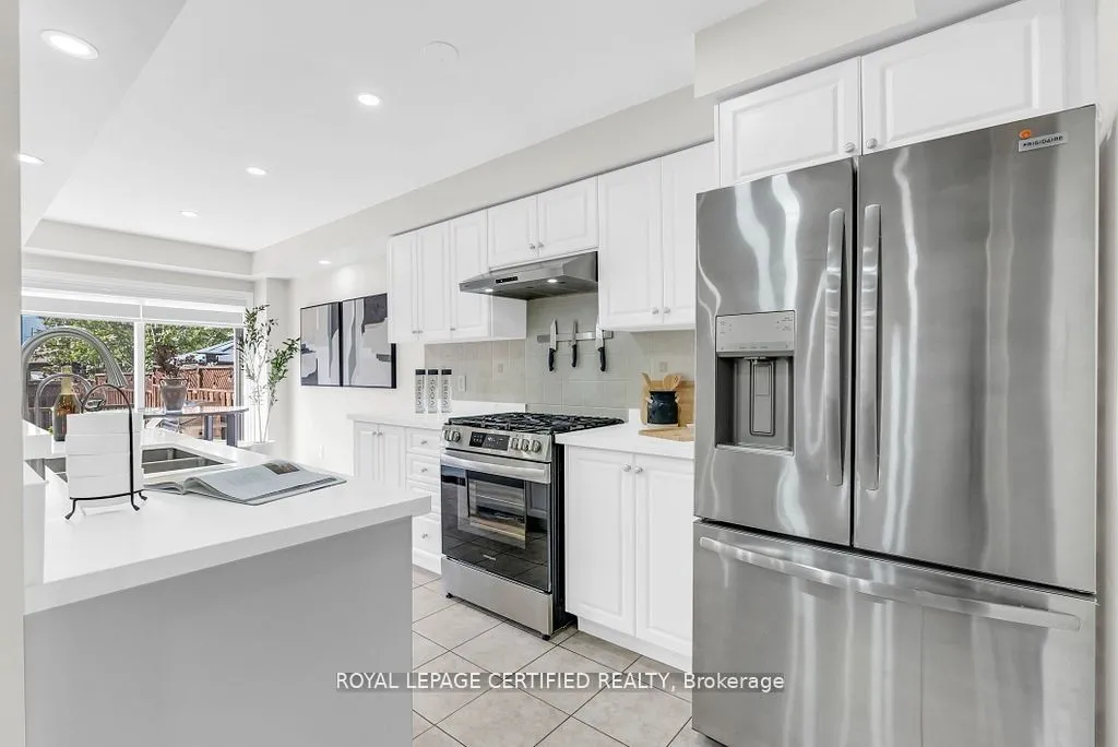 2511 Boros Road, ON L7M 5B2