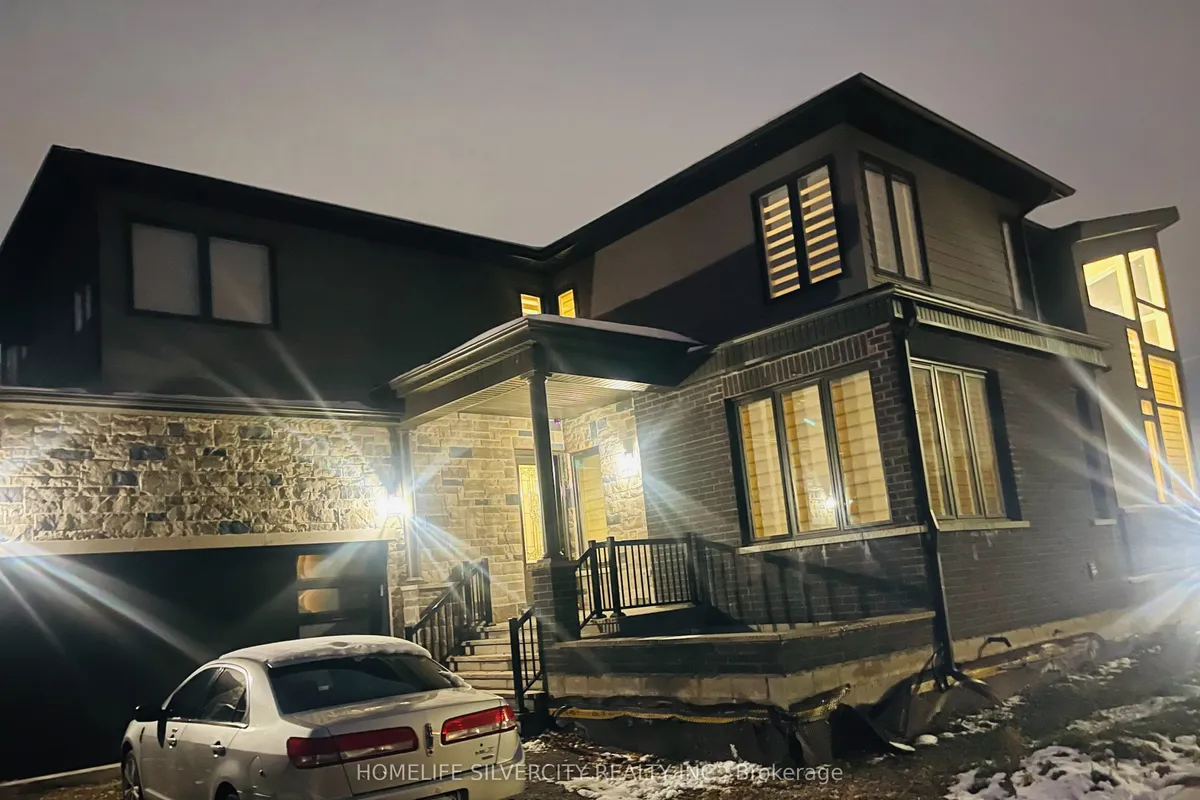 204 Mary Street, ON L6K 1S4