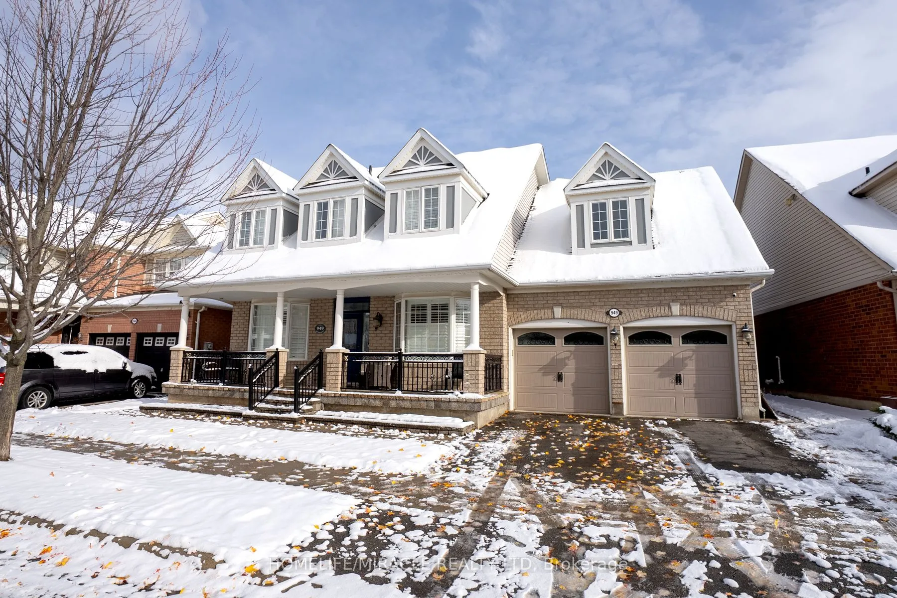 Detached 5 bedroom 4 bathroom at 949 Mcneil Drive in Milton - MLS# W12539628