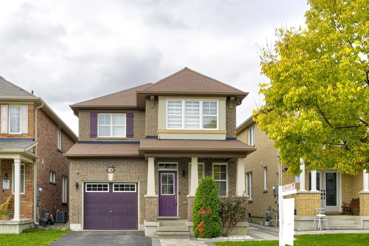 19 Henry Verschuren Avenue, ON L6Y 5W1