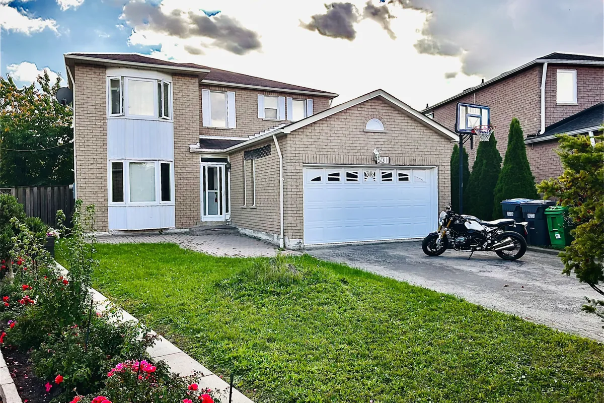 531 Loretta Court, ON L5B 3S2