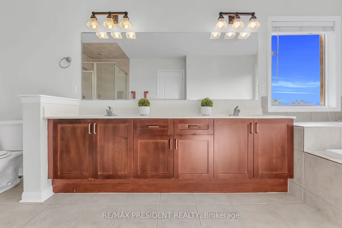 66 Bayhampton Drive, ON L6P 2S7