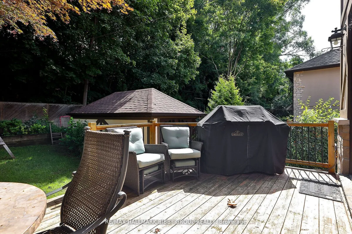 11 Humbercrest Boulevard, ON M6S 4K6