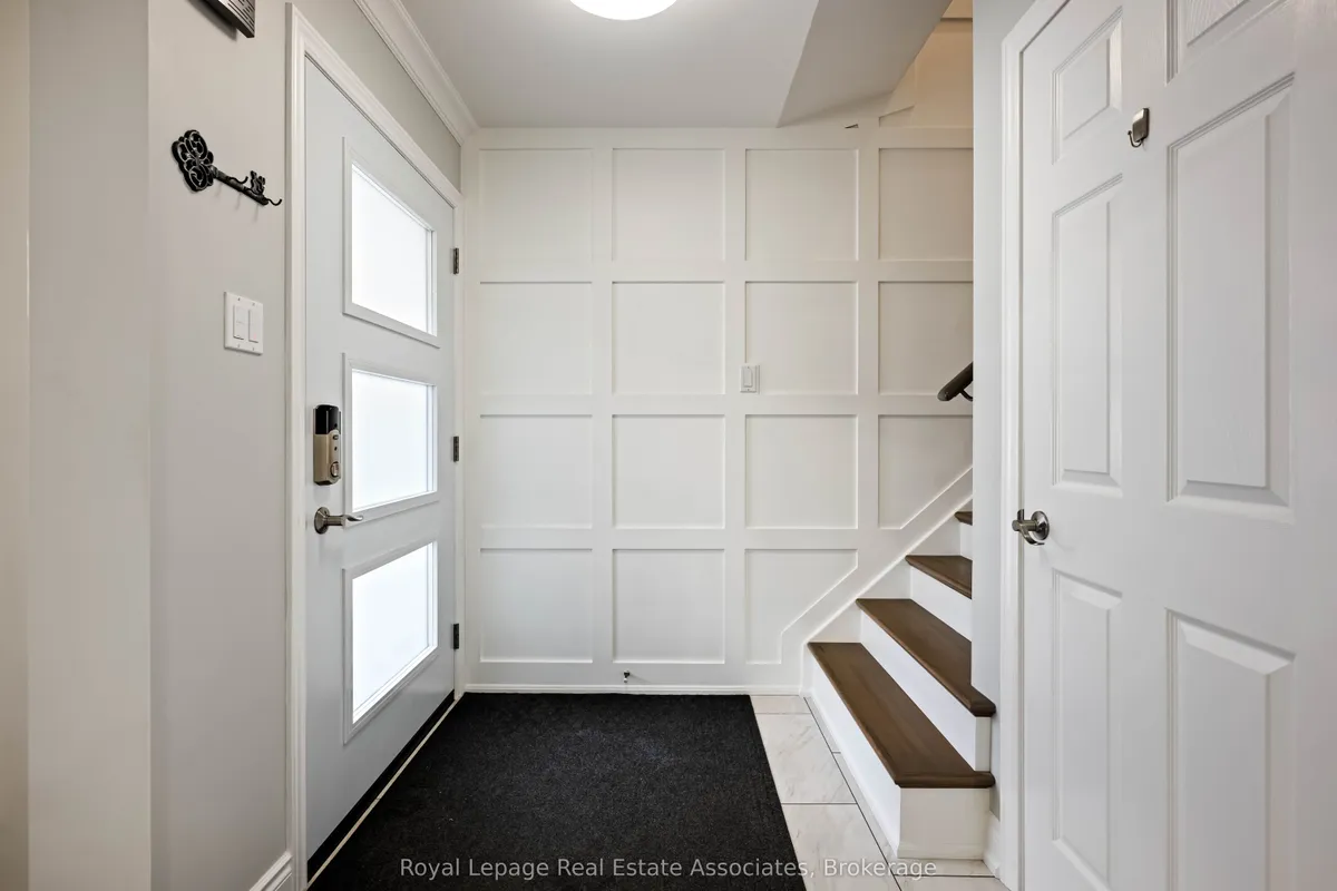 51 Curry Crescent, ON L7G 5T1