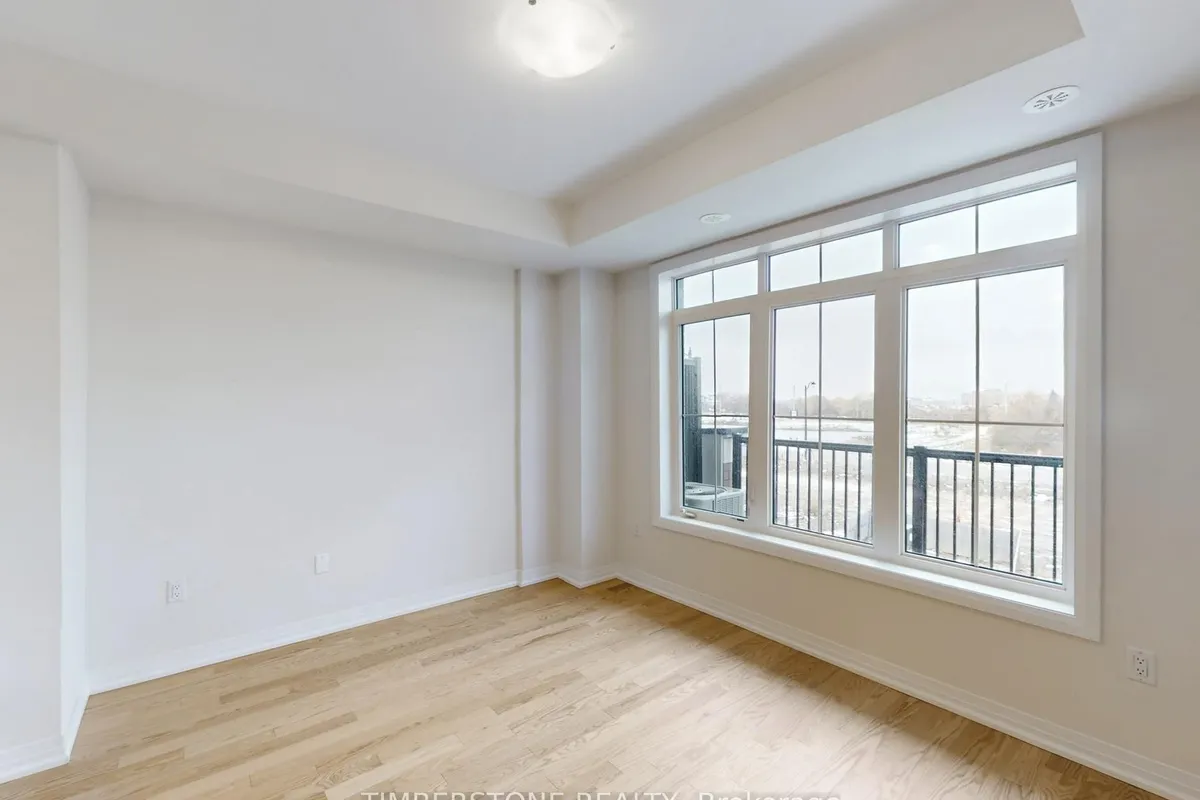 10 Monreau Drive, ON L7A 5M1