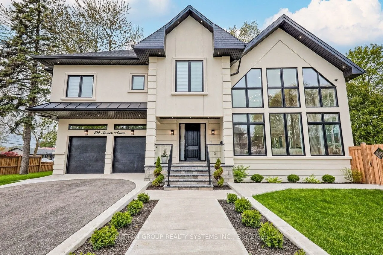 214 Shaver Avenue, ON M9B 4P3