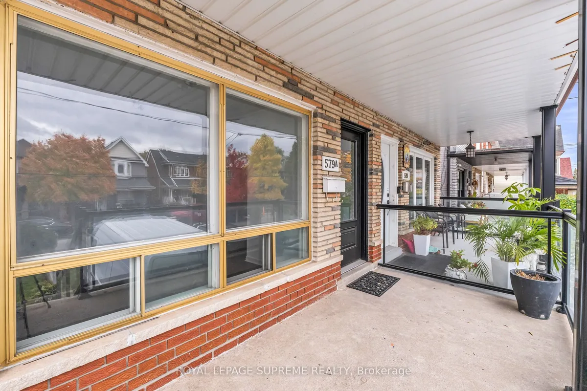 579A Delaware Avenue, ON M6H 5V3