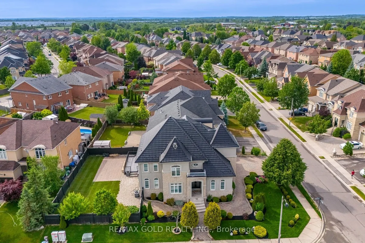 2 Belleville Drive, ON L6P 1V7