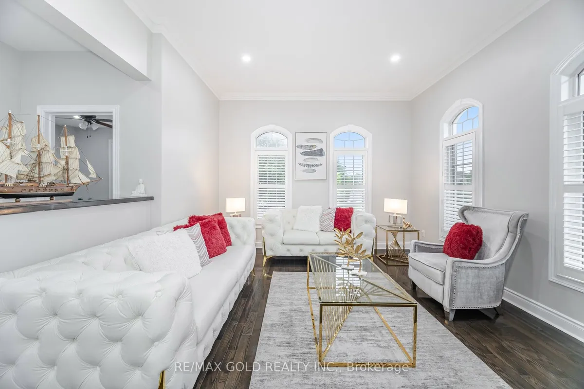 2 Belleville Drive, ON L6P 1V7