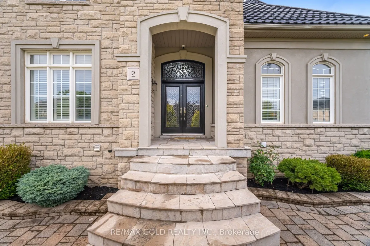 2 Belleville Drive, ON L6P 1V7