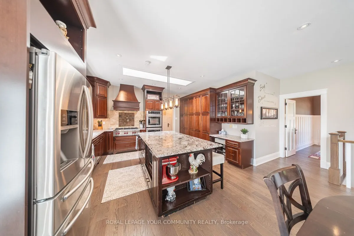 6 Creekside Court, ON L7E 0B3